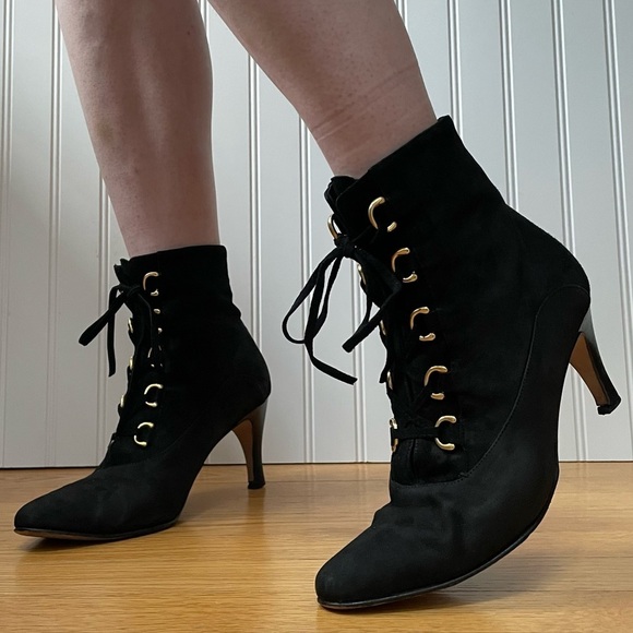 *Rare* Gucci Lace-Up Victorian/Witchy Vibe Boots in Black Suede *Italy* - Picture 11 of 16